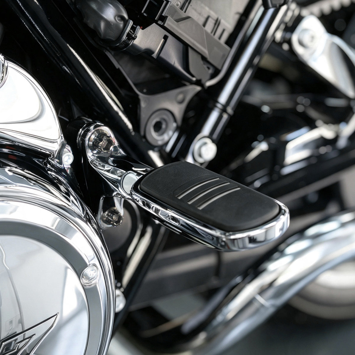 PASSENGER FOOT PEGS TITANIUM ALLOY BOLTS