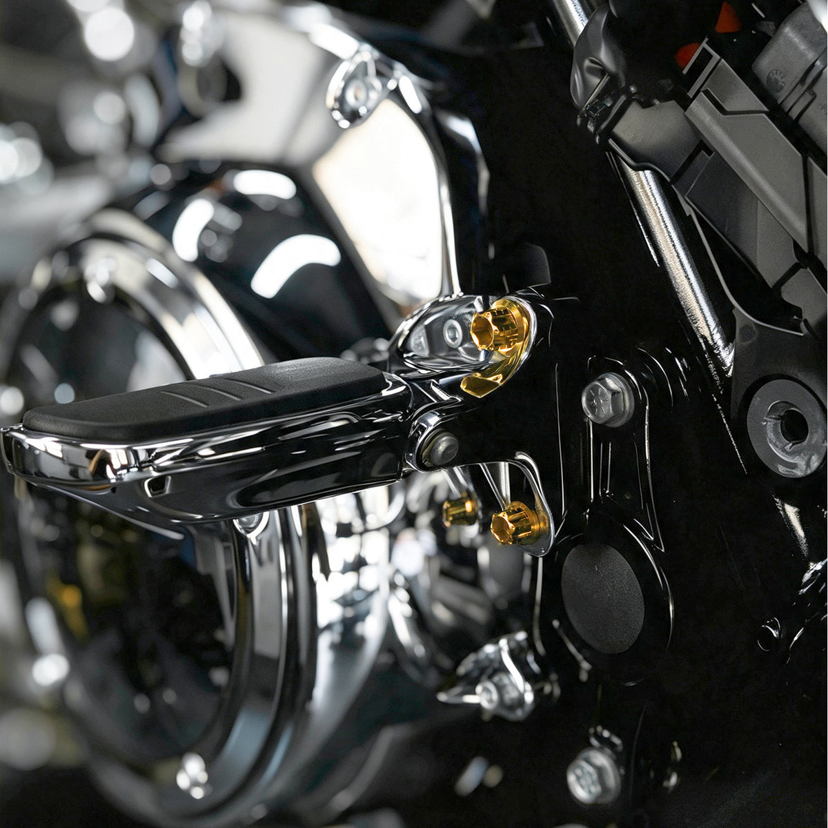 PASSENGER FOOT PEGS TITANIUM ALLOY BOLTS