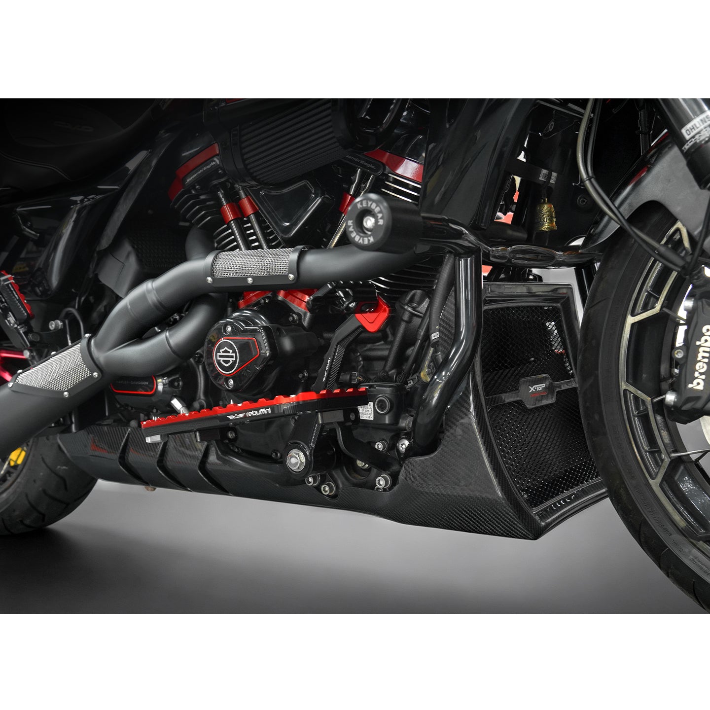 HD 121/117 Touring Motorcycle Carbon Fibre Skid Plate Protective Engine Guard Plate for 24-later Road Glide Body Systems