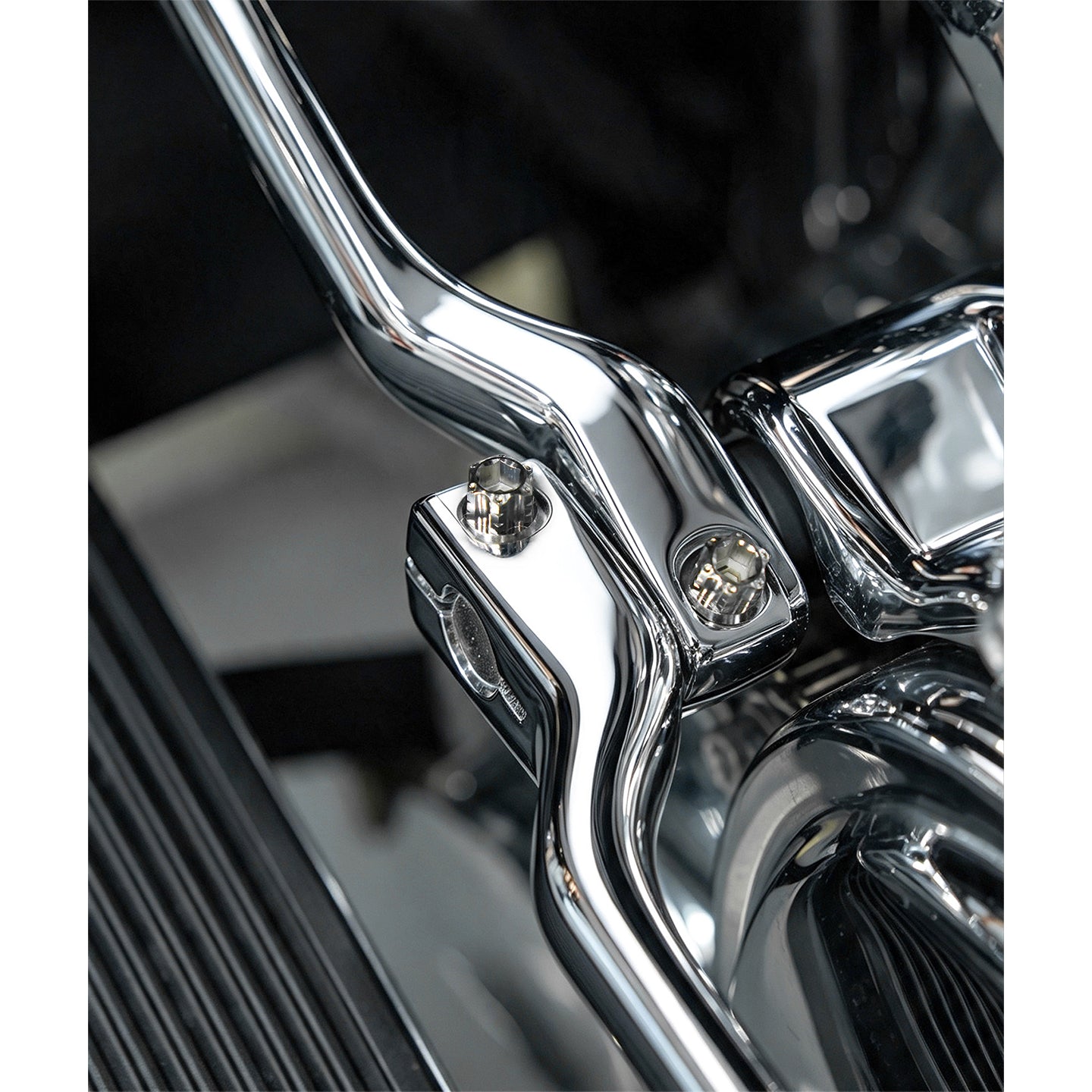 Chiefdom Heel/Toe Shifter and Passenger Foot Pegs Titanium Alloy Bolts for H-D Touring Softail Trike Motorcycle