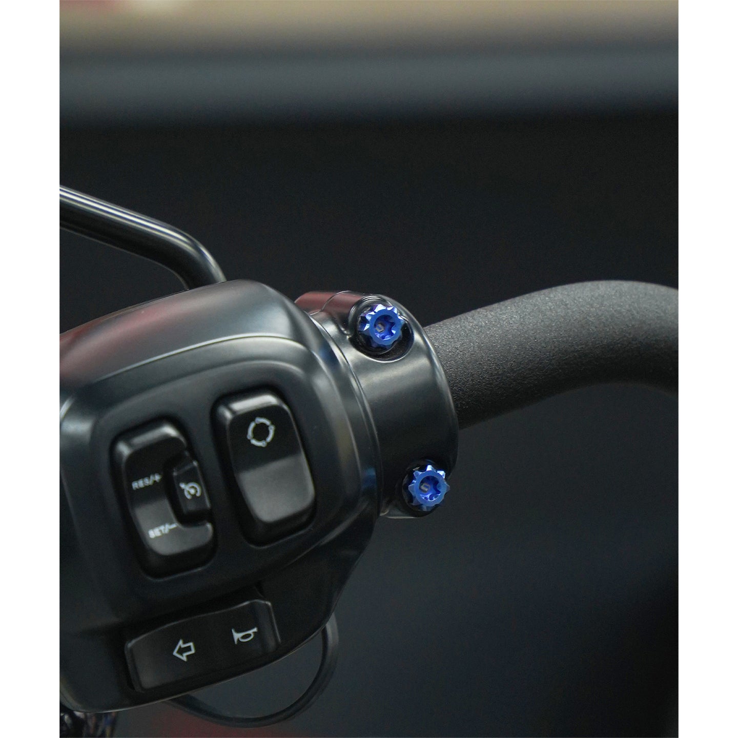Chiefdom Titanium Alloy Handlebar Throttle Clutch Lever Clamp Boltsfor H-D Touring Softail Dyna Motorcycle