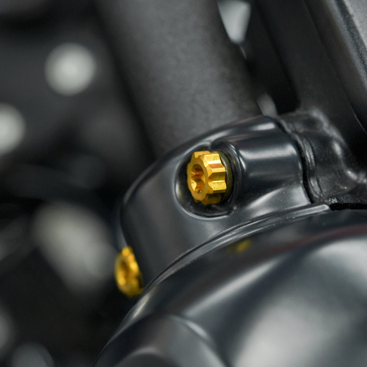 HANDLEBAR THROTTLE CLUTCH LEVER CLAMP TITANIUM ALLOY BOLTS