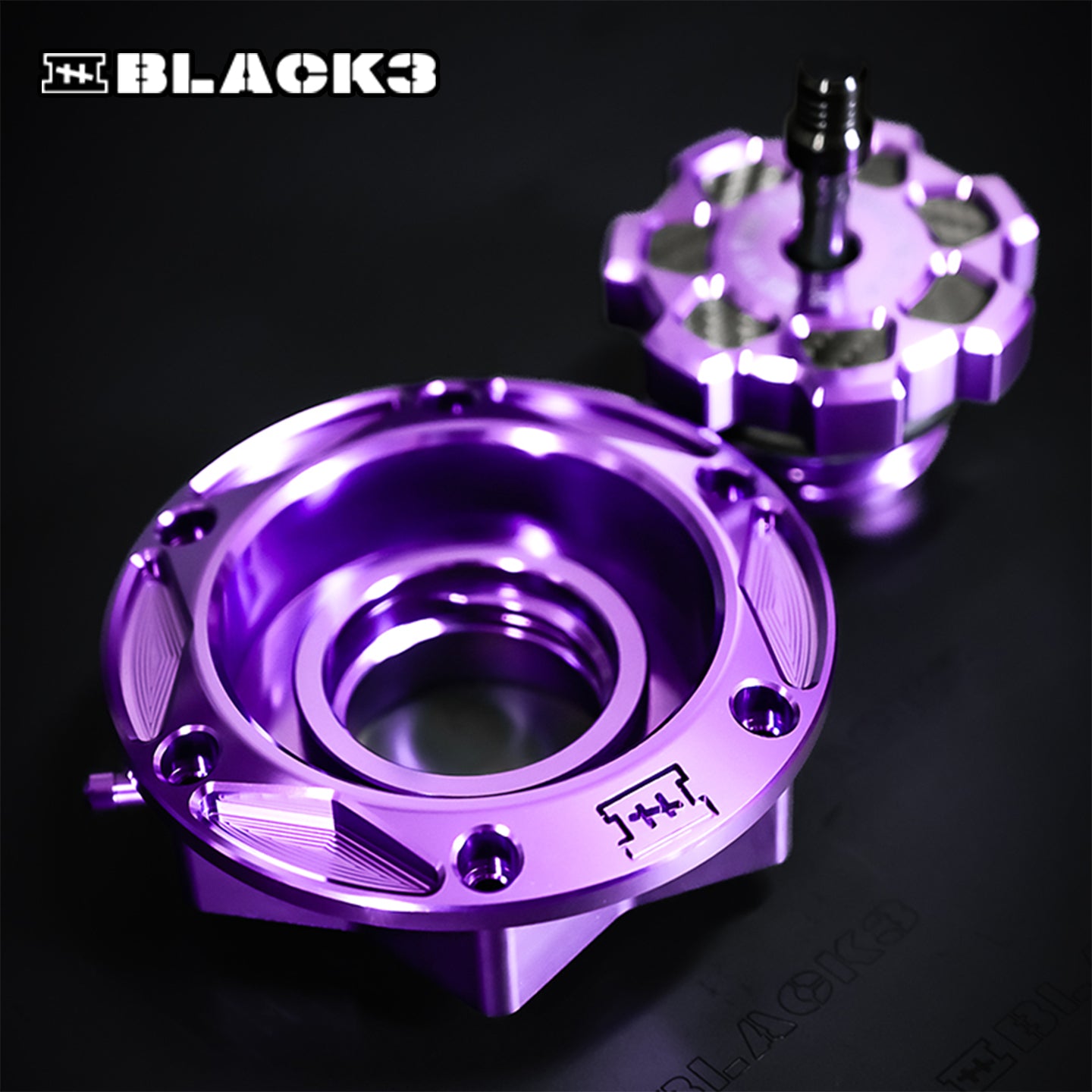 Black3 Aluminum Alloy 7-Spoke Gas Cap CNC Fuel Cap Base for H-D Touring Softail XL Sportster Dyna Motorcycle 121CVOST