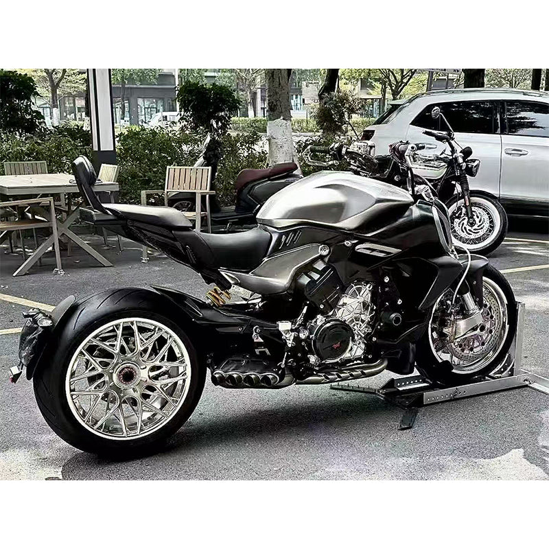 New WILDOUT Racing CNC Aluminum Alloy Customized Wheel Hub for DUCATI PANIGALE V2/STREET FIGHTER V4  Motorcycle