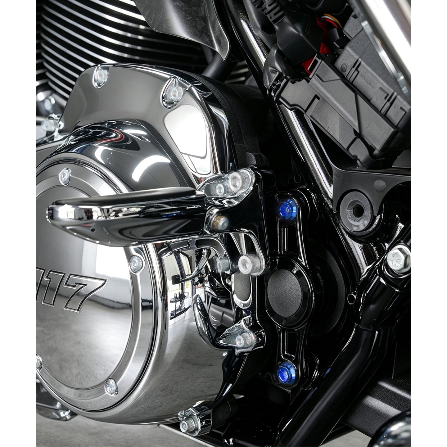 Chiefdom Rear Swingarm Titanium Alloy Bolts for H-D Touring Trike Motorcycle