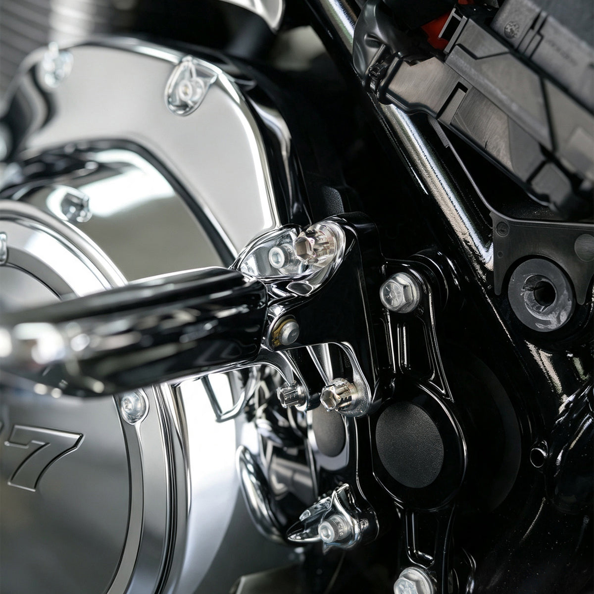PASSENGER FOOT PEGS TITANIUM ALLOY BOLTS