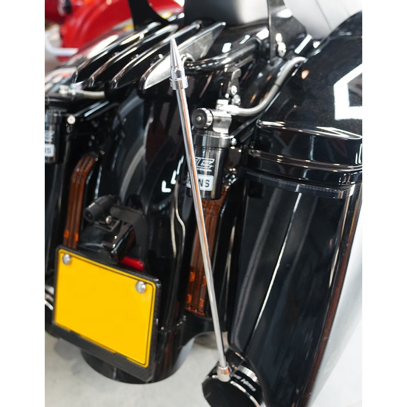 HD Touring Motorcycle Saddlebag Bottom and Guard Rails Quick Disassembly Flagpole Aluminium and Steel Material