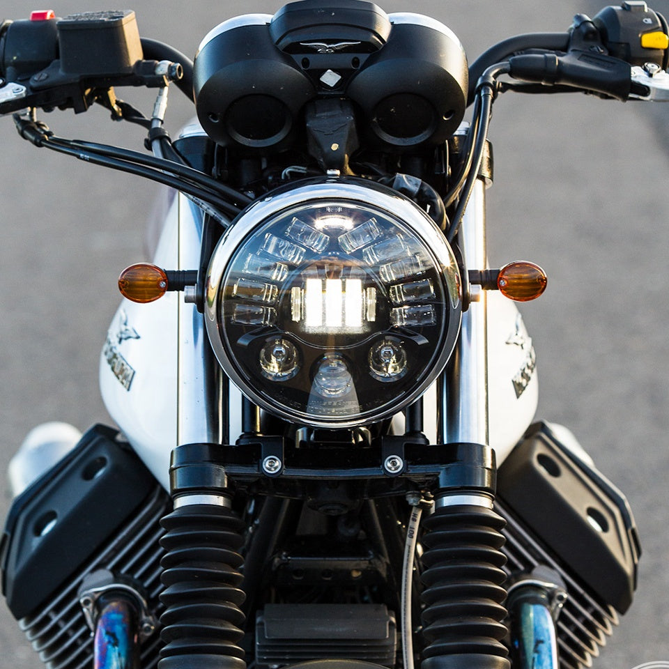 HD 883 XL1200 5.75inch LED Dynamic Softail 7inch Motorcycle Headlights with Turn Signal 12V Flashing 30W Power for Cars